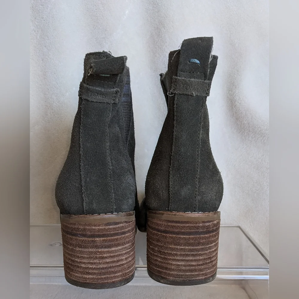 Toms‎ Everly Olive Nubuck Suede Bootie Size 7